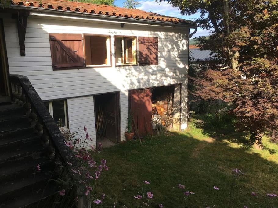 Lerable Pourpre De La Grotte Au Lion Vila Arbon Exterior foto